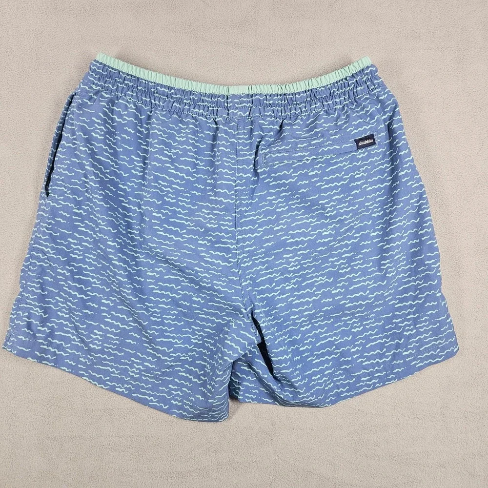 Chubbies Swim Trunks Mens Medium 5.5 Inch Inseam Swim Shorts Mesh Liner FLAW
